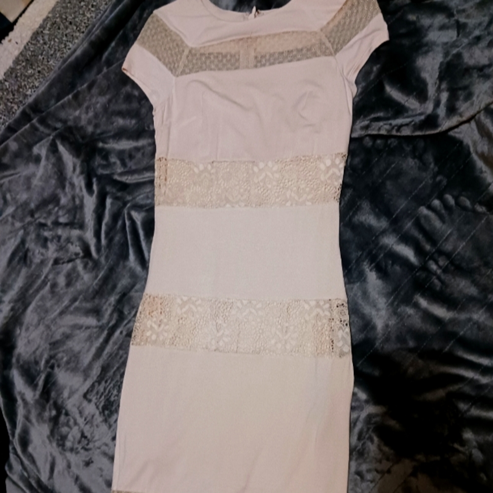 bebe, small, light cream color dress